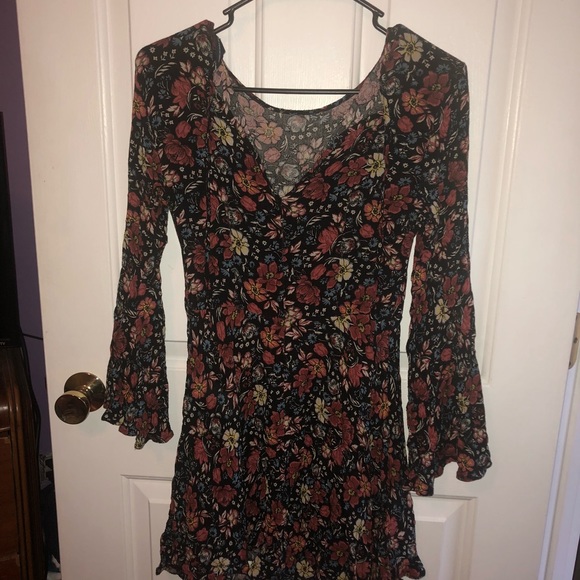 Dress - Picture 2 of 2